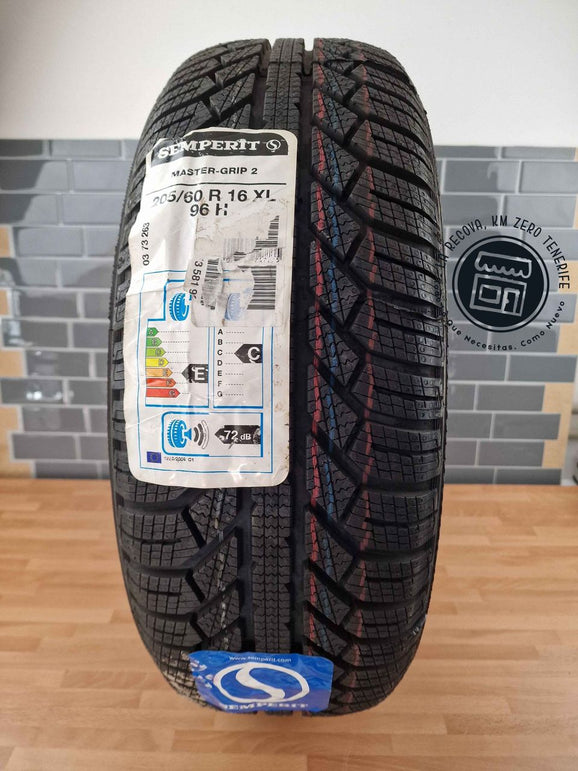 Dos Neumático  Semperit Master-Grip 2 M+S - 205/65R15 94T