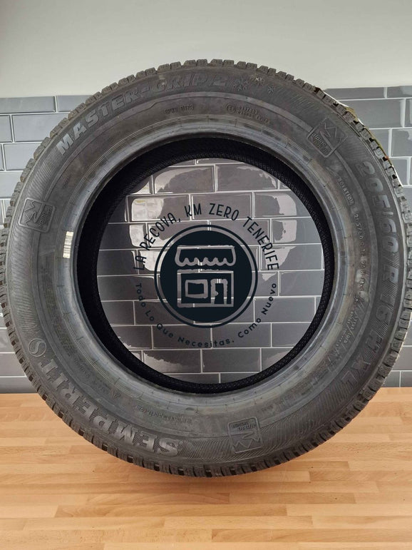 Dos Neumático  Semperit Master-Grip 2 M+S - 205/65R15 94T